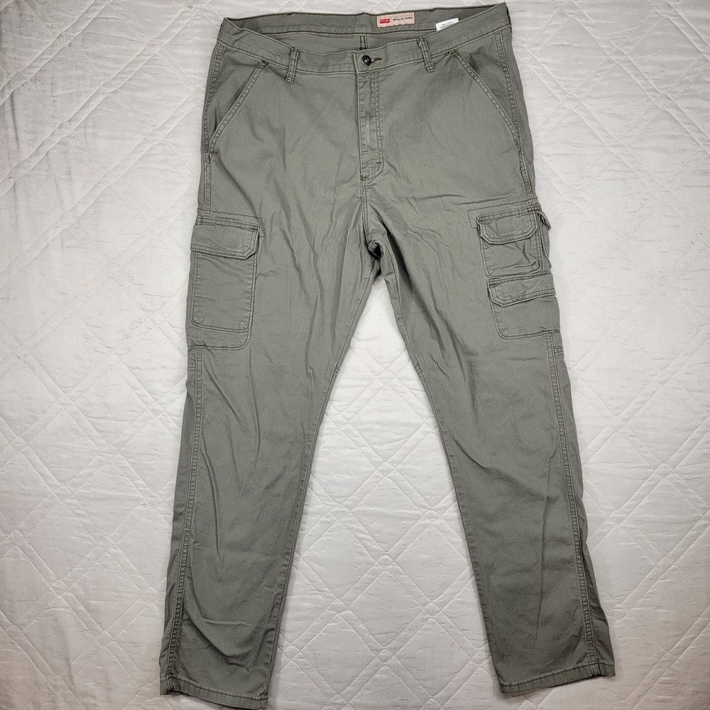 Wrangler Regular Taper green / gray cargo pants men's 38X32